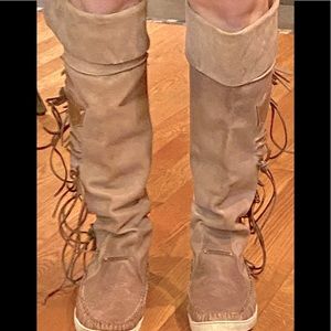 El Vaquero Moccasin Boot